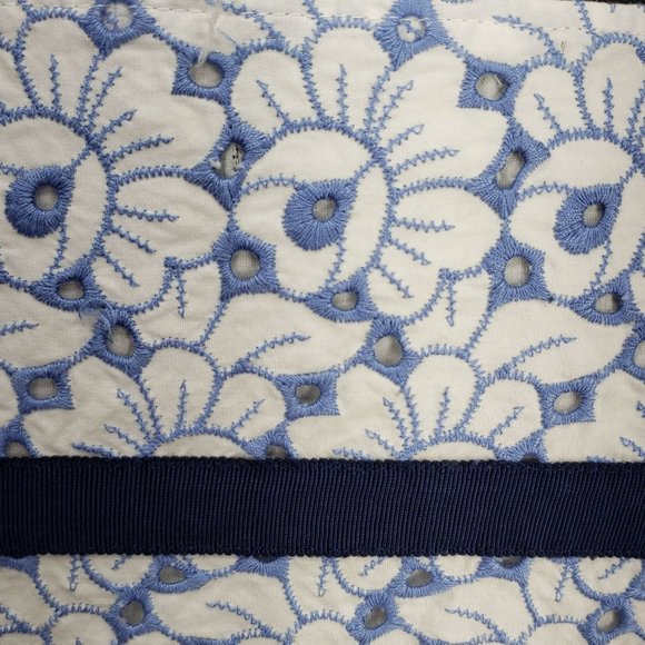 Talbots Woman's Blue Striped Floral Lace‎ Detail Short Sleeve Blouse Size 10 - Picture 9 of 11